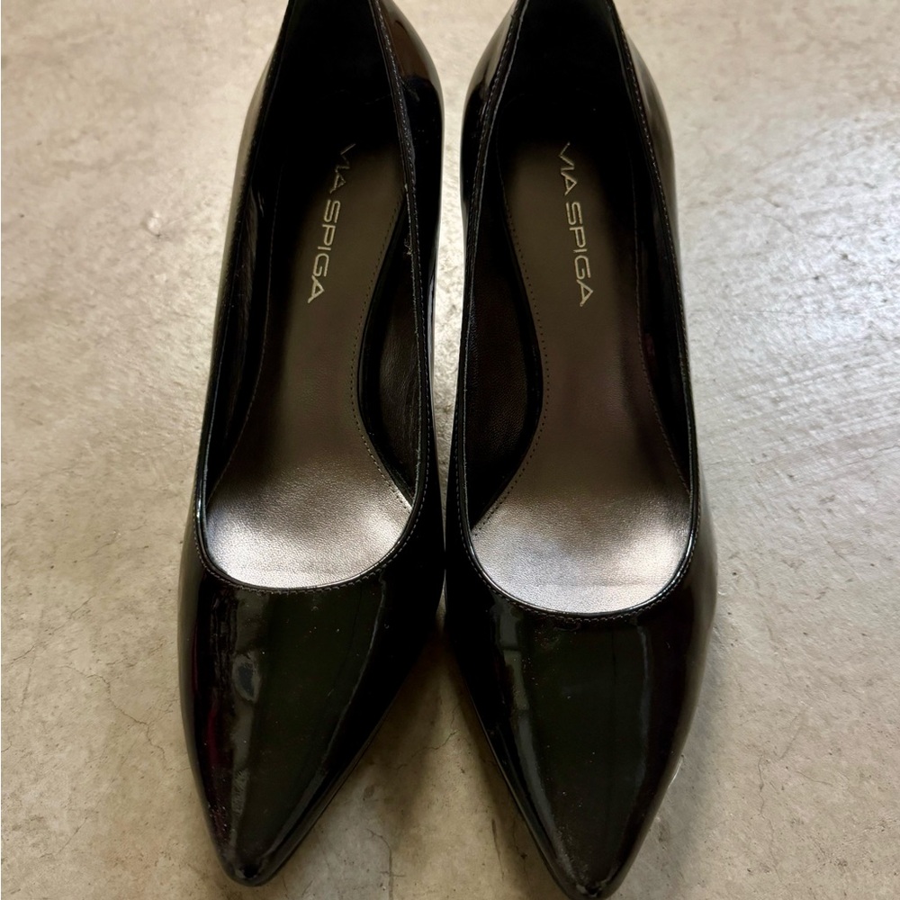 Via Spiga Black Patent Leather Heels